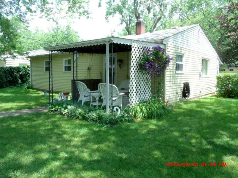 420 South Kenmore Road Indianapolis, IN 46219 - Photo 13 of 14 Gallery Image 13