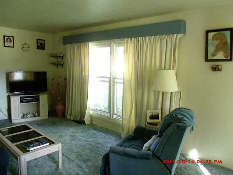 420 South Kenmore Road Indianapolis, IN 46219 - Photo 4 of 14 Gallery Image 4