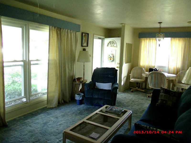 420 South Kenmore Road Indianapolis, IN 46219 - Photo 5 of 14 Gallery Image 5