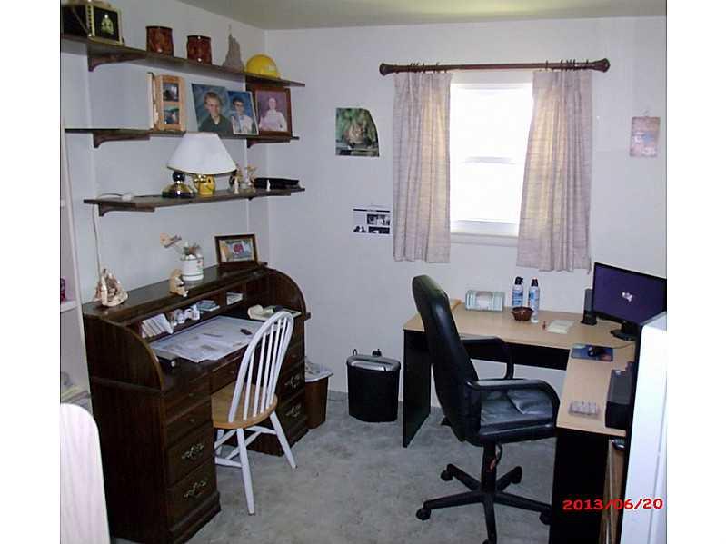 420 South Kenmore Road Indianapolis, IN 46219 - Photo 8 of 14 Gallery Image 8