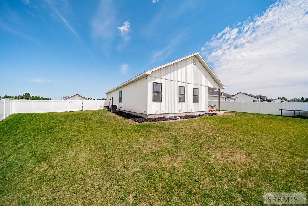 568 Washington Loop Rigby, ID 83442 - Photo 30 of 32