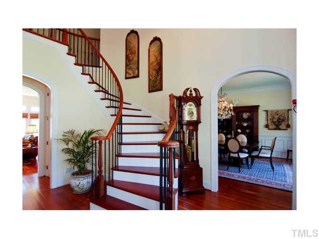 7000 Potomac Court Raleigh, NC 27613 - Photo 4 of 18 a view of entryway and hall