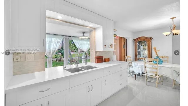 $440,000 | 4941 Northwest 55th Court, Tamarac, FL 33319