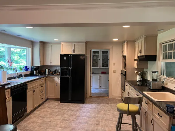 $2,199,000 | 2 Lookout Point Road, Bar Harbor, ME 04609