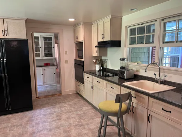 $2,199,000 | 2 Lookout Point Road, Bar Harbor, ME 04609