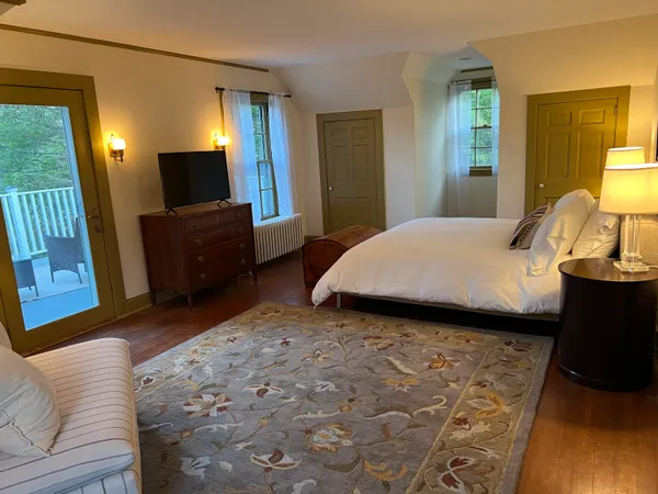 $2,199,000 | 2 Lookout Point Road, Bar Harbor, ME 04609