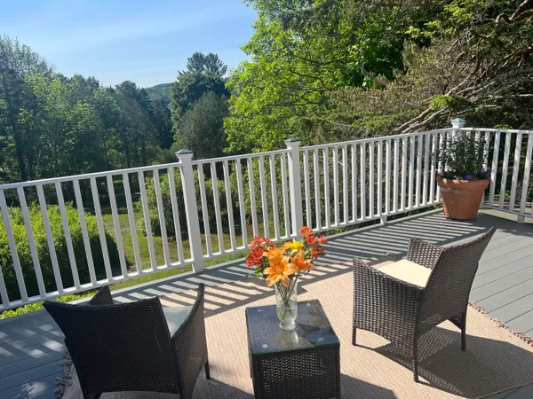 $2,199,000 | 2 Lookout Point Road, Bar Harbor, ME 04609