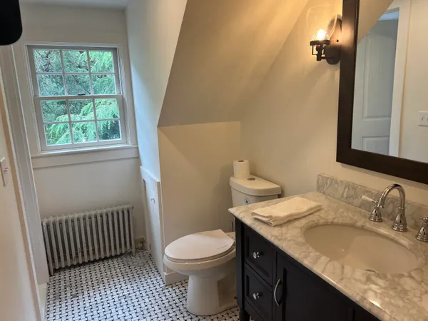 $2,199,000 | 2 Lookout Point Road, Bar Harbor, ME 04609
