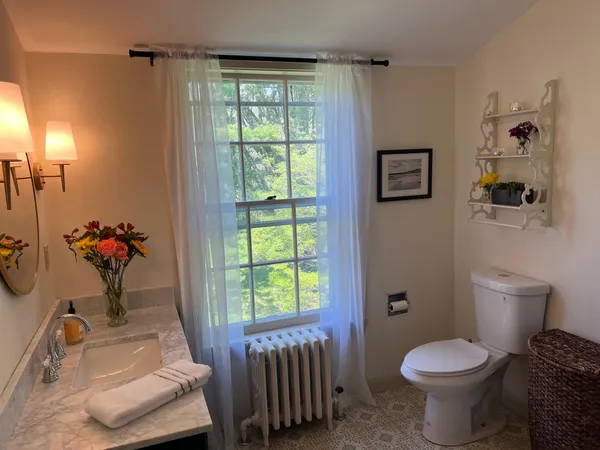 $2,199,000 | 2 Lookout Point Road, Bar Harbor, ME 04609