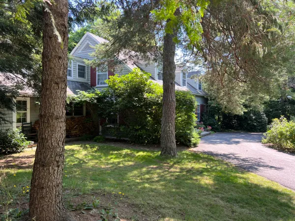 $2,199,000 | 2 Lookout Point Road, Bar Harbor, ME 04609