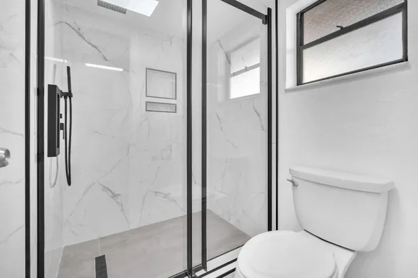 $2,300 | 3100 North Pine Island Road, Unit 306, Sunrise, FL 33351