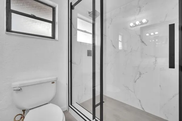 $2,300 | 3100 North Pine Island Road, Unit 306, Sunrise, FL 33351