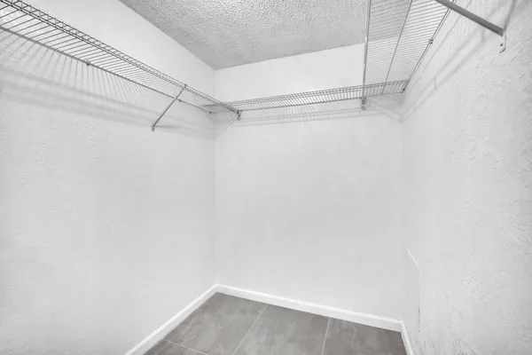 $2,300 | 3100 North Pine Island Road, Unit 306, Sunrise, FL 33351