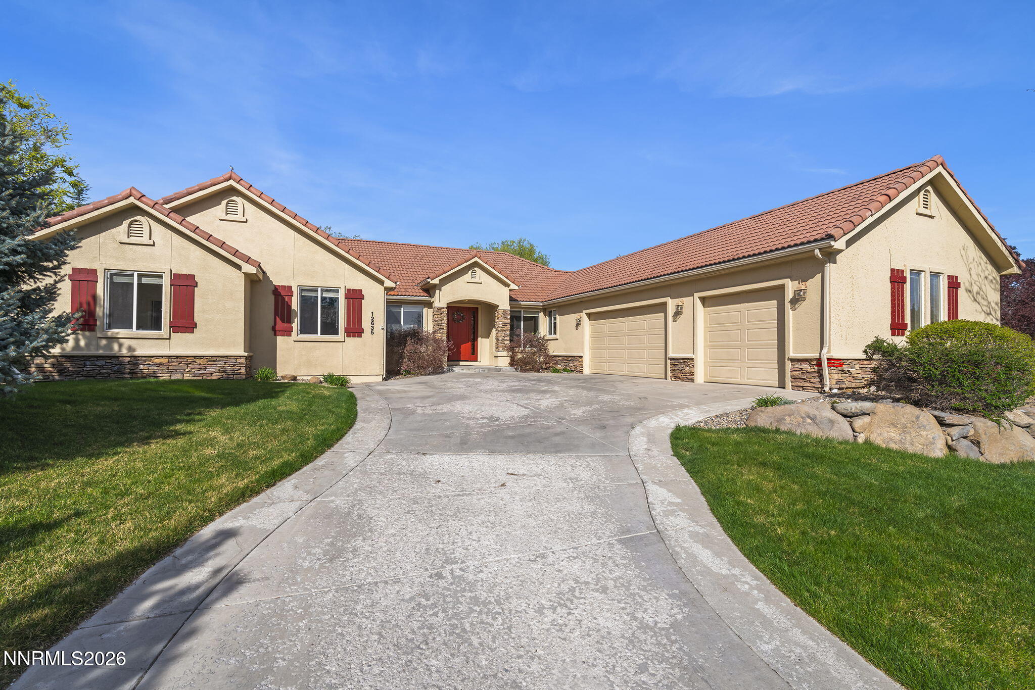 12635 Silver Wolf Road Reno, NV 89511 - Photo 4 of 46 3-web-or-mls-_DSC8752