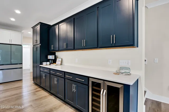 $3,000 | 305 Fayetteville Avenue, Unit 1, Carolina Beach, NC 28428