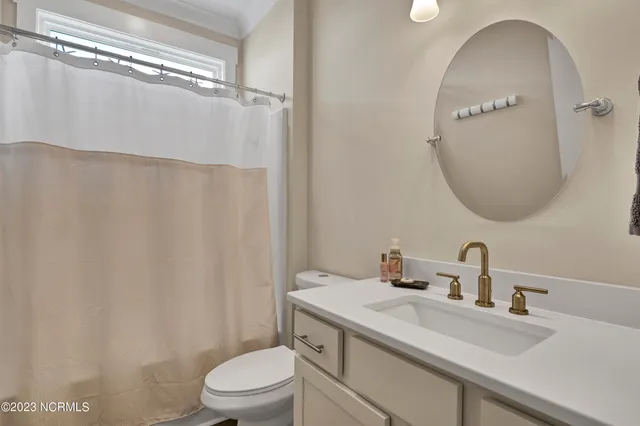 $3,000 | 305 Fayetteville Avenue, Unit 1, Carolina Beach, NC 28428