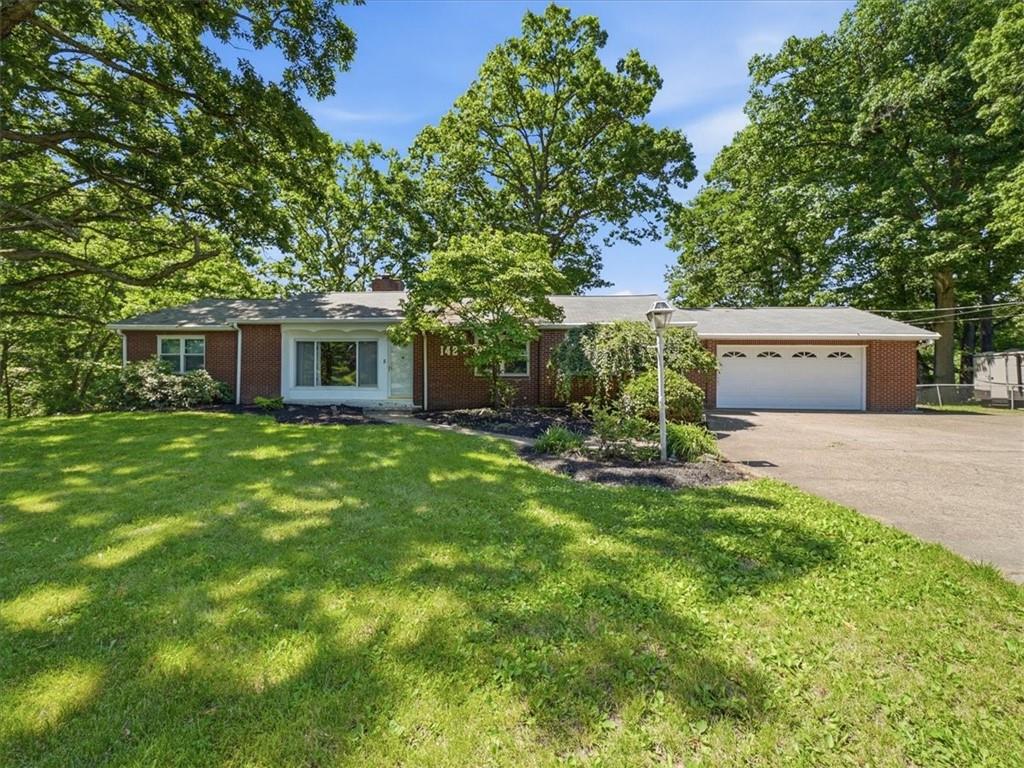142 Center Grange Road Aliquippa, PA 15001 - Photo 1 of 27