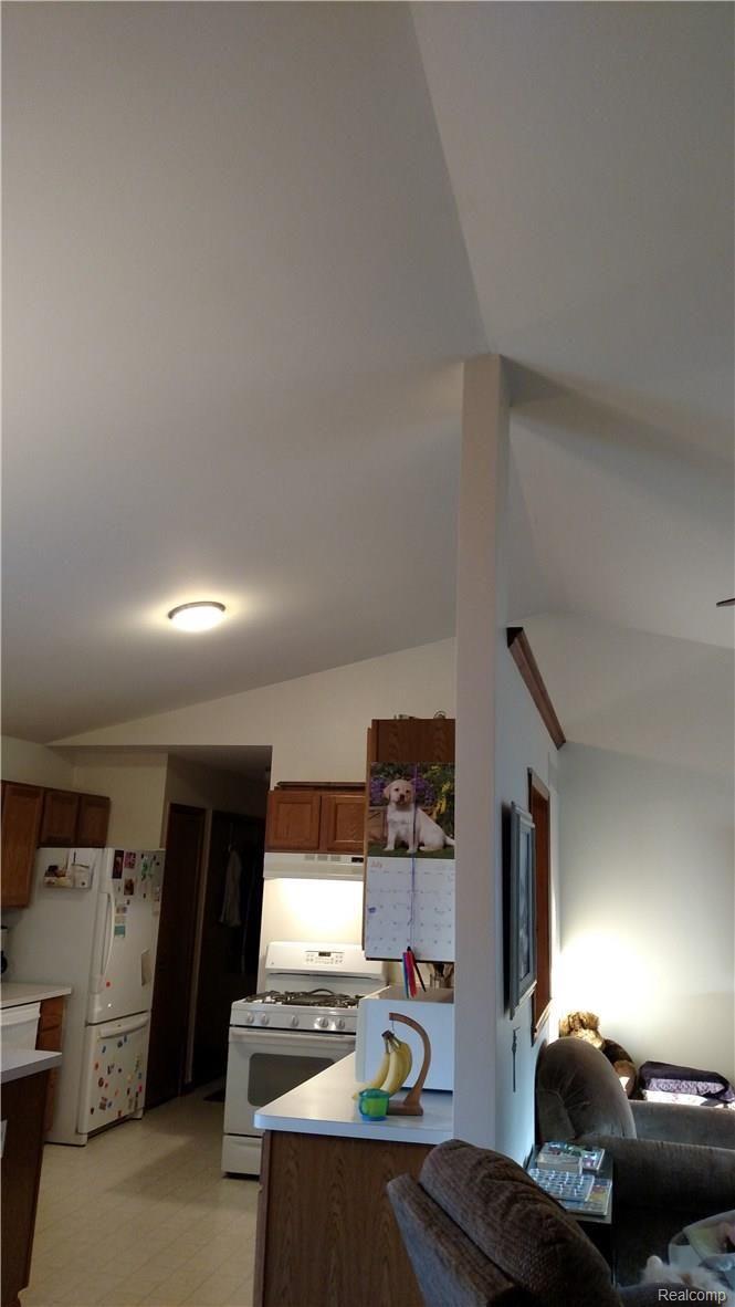 6472 McGuire Road Fenton, MI 48430 - Photo 20 of 21 6472 Mcguire 21.jpg