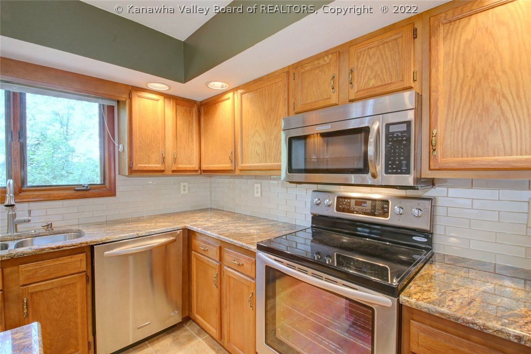 2051 Smith Road Charleston, WV 25314 - Photo 16 of 30 Gallery Image 16