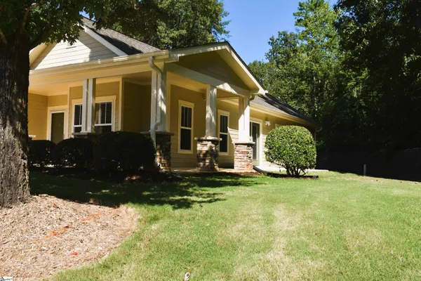 $1,950 | 227 Rusty Brook Road, Taylors, SC 29687