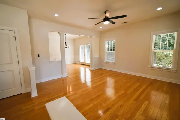 $1,950 | 227 Rusty Brook Road, Taylors, SC 29687