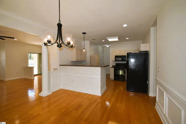 $1,950 | 227 Rusty Brook Road, Taylors, SC 29687