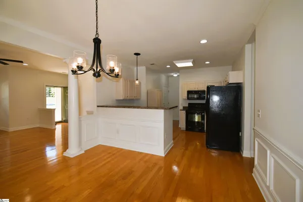 $1,950 | 227 Rusty Brook Road, Taylors, SC 29687