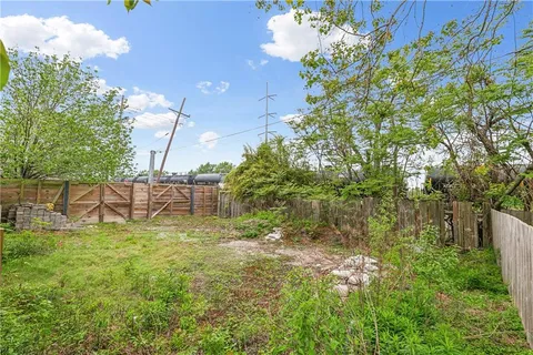 $395,000 | 2 Davis Boulevard, Jefferson, LA 70121