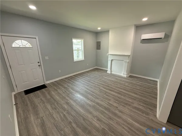 $1,500 | 910 Rome Street, Petersburg, VA 23803