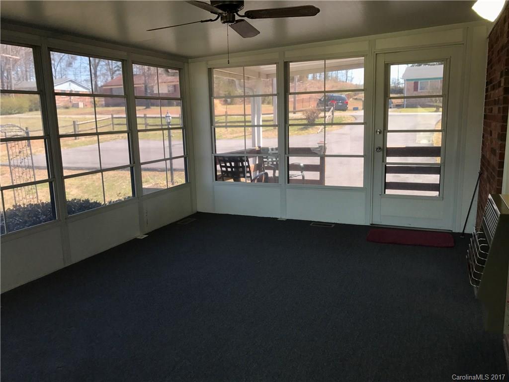 314 Robinson-Clemmer Road Dallas, NC 28034 - Photo 13 of 24 Gallery Image 13