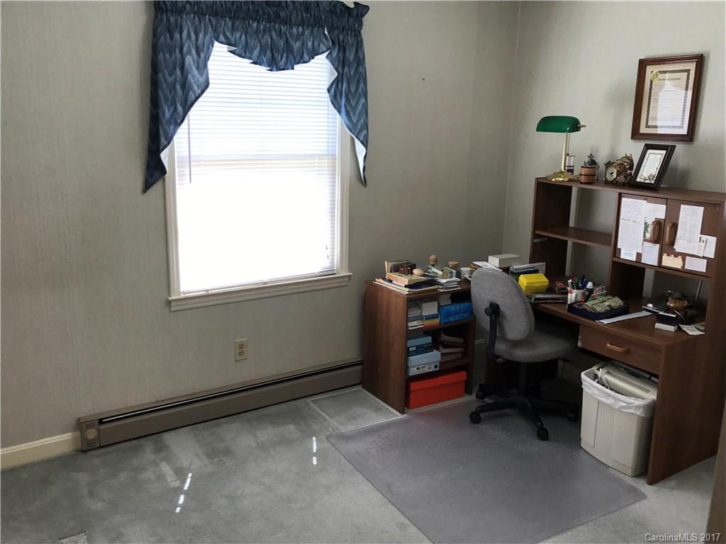 314 Robinson-Clemmer Road Dallas, NC 28034 - Photo 17 of 24 Gallery Image 17