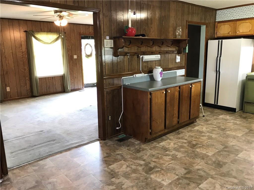 314 Robinson-Clemmer Road Dallas, NC 28034 - Photo 8 of 24 Gallery Image 8