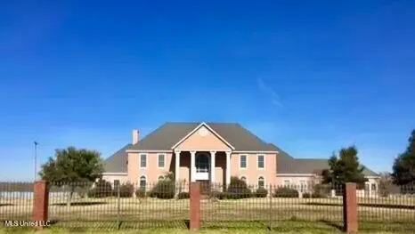 $299,000 | 2422 Outside Horseshoe Road, Tchula, MS 39169