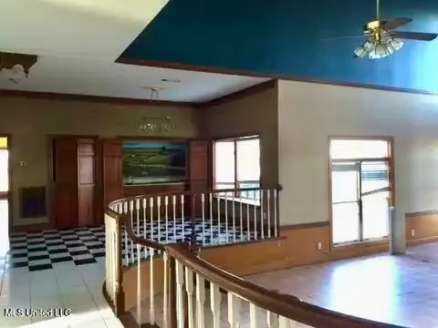 $299,000 | 2422 Outside Horseshoe Road, Tchula, MS 39169