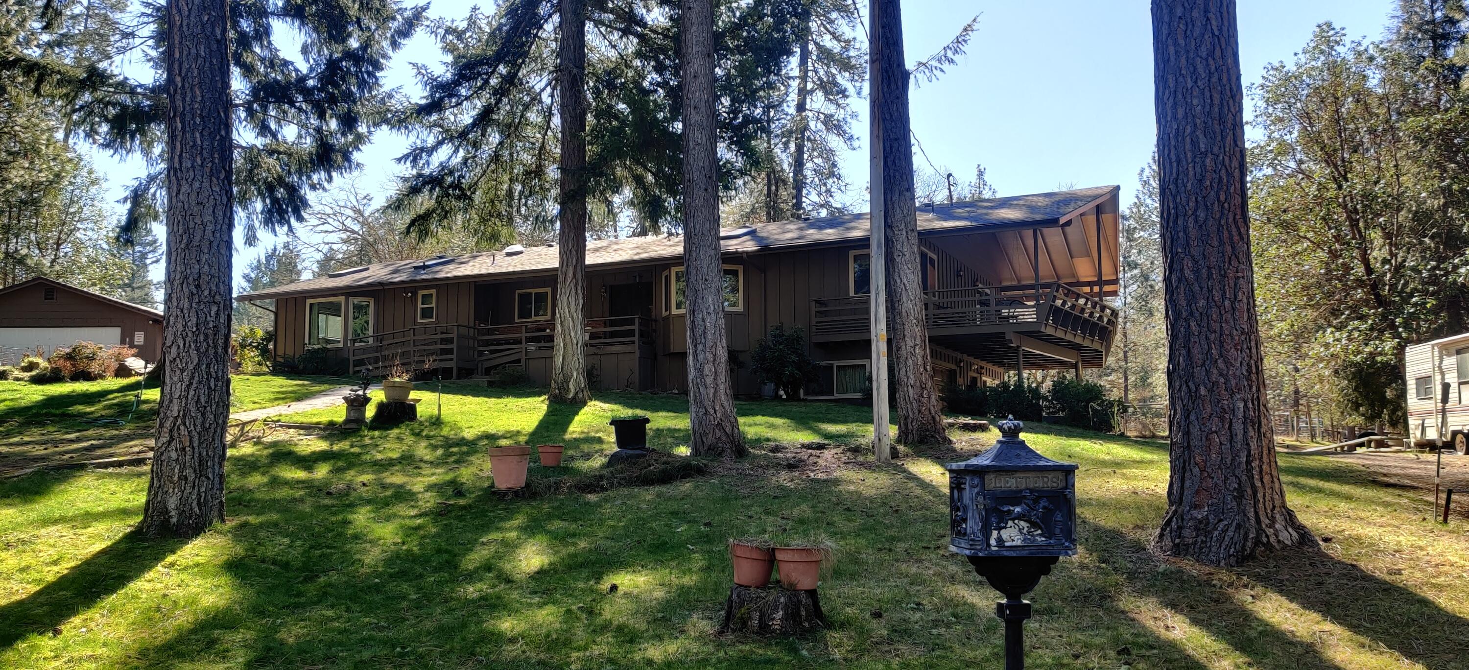 1625 Robertson Bridge Road Grants Pass, OR 97526 - Photo 1 of 45 1MainPhoto1