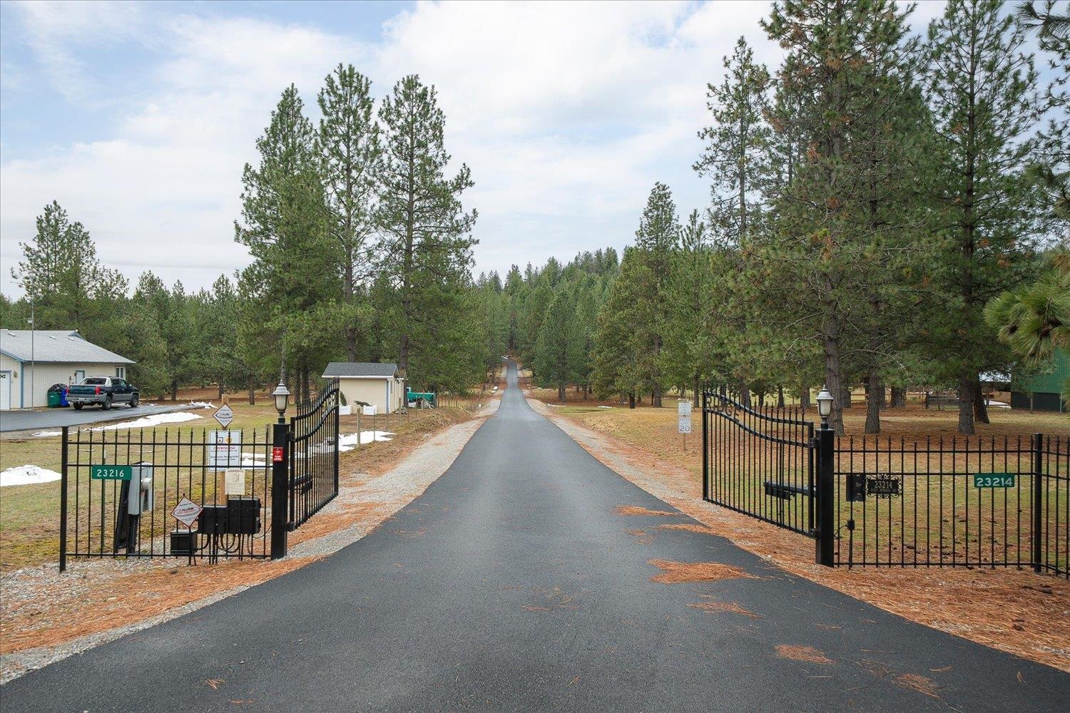 23216 East Morris Road Newman Lake, WA 99025 - Photo 15 of 50