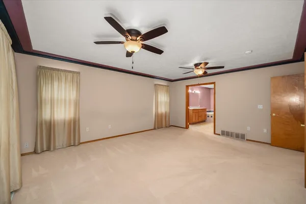 $900,000 | 23216 East Morris Road, Newman Lake, WA 99025