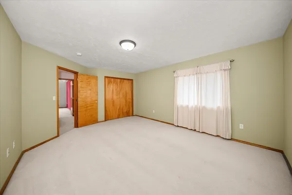 $900,000 | 23216 East Morris Road, Newman Lake, WA 99025