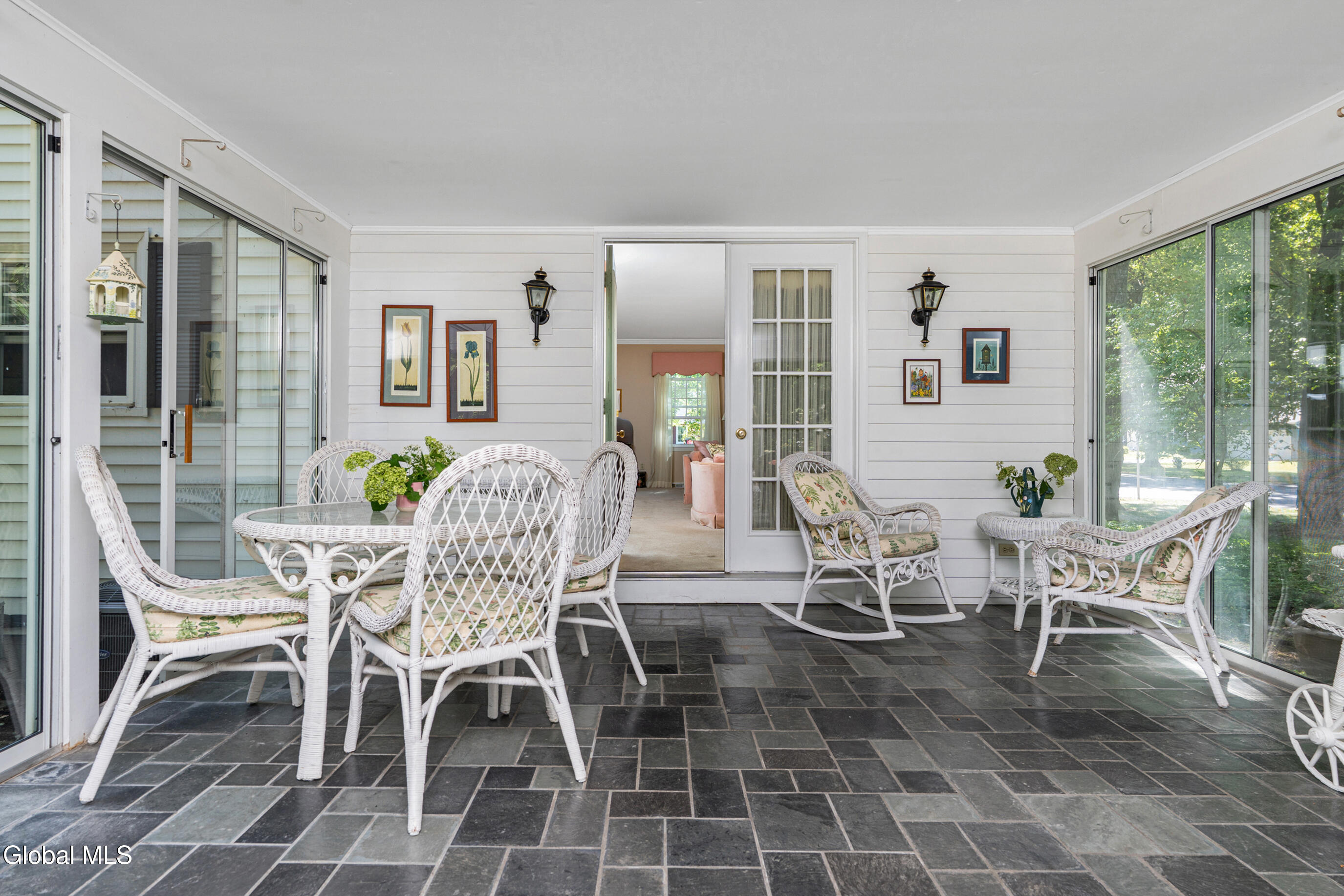 21 Heather Lane Bethlehem, NY 12054 - Photo 11 of 43 015-21-Heather-Ln