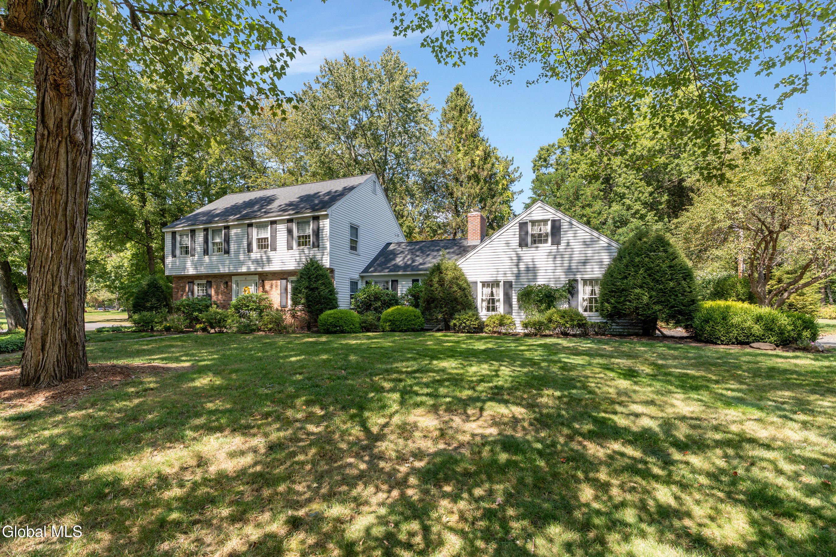 21 Heather Lane Bethlehem, NY 12054 - Photo 2 of 43 001-21-Heather-Ln