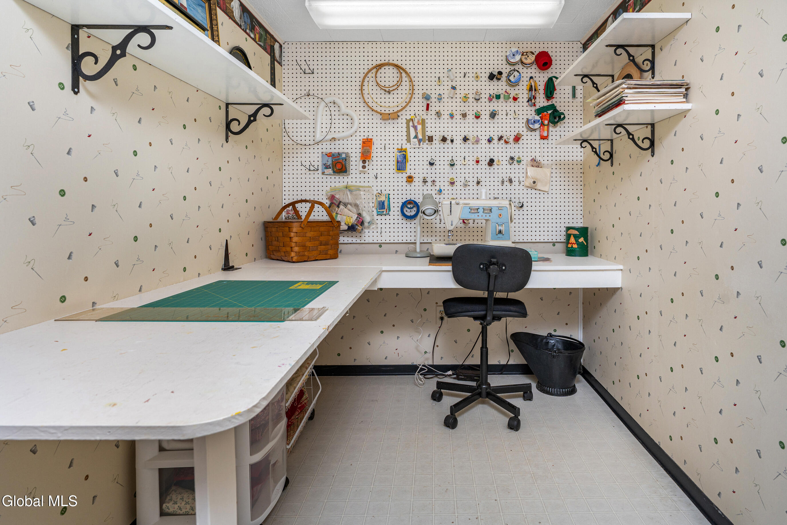 21 Heather Lane Bethlehem, NY 12054 - Photo 27 of 43 028-21-Heather-Ln