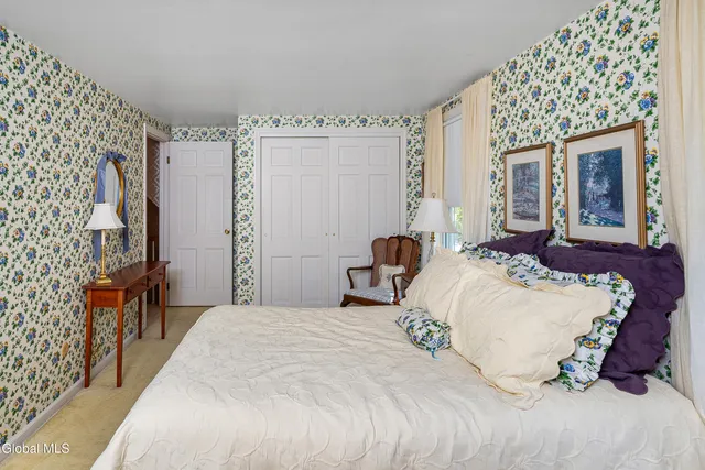 $545,000 | 21 Heather Lane, Bethlehem, NY 12054