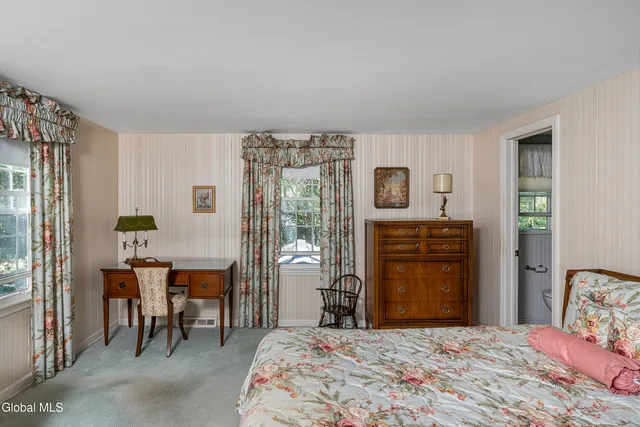 $545,000 | 21 Heather Lane, Bethlehem, NY 12054