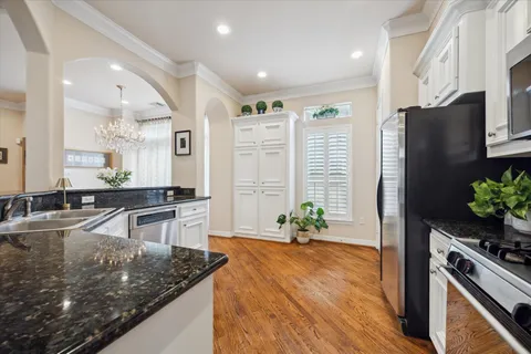 $629,000 | 3307 West Lamar Street, Unit B, Houston, TX 77019