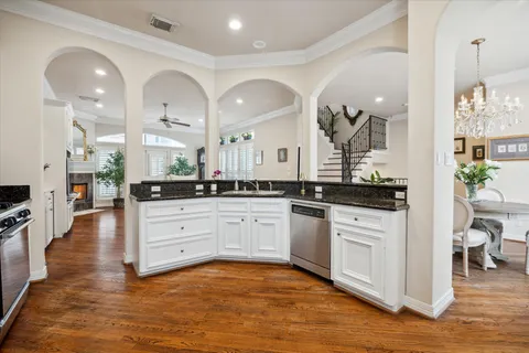 $629,000 | 3307 West Lamar Street, Unit B, Houston, TX 77019