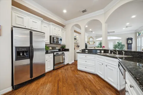 $629,000 | 3307 West Lamar Street, Unit B, Houston, TX 77019