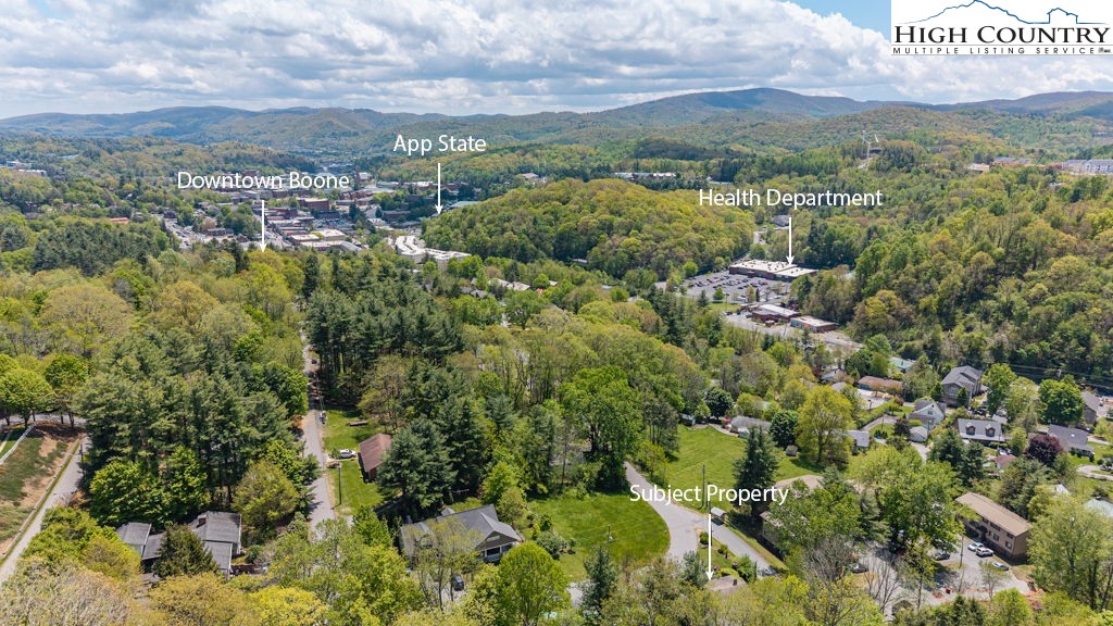 881 Queen Street Boone, NC 28607 - Photo 2 of 43 a view of a city