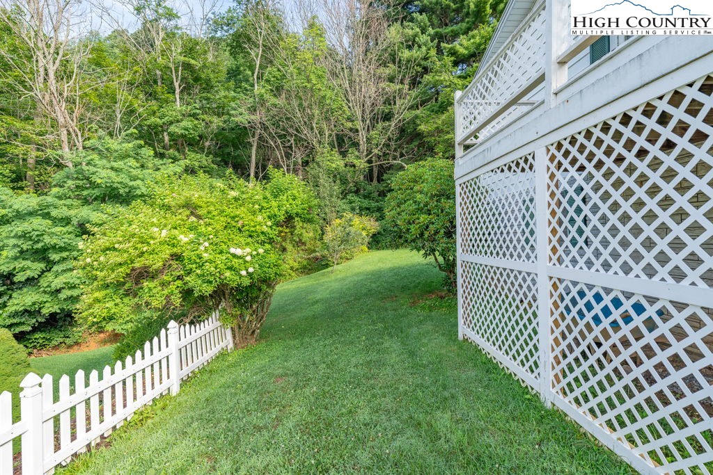 881 Queen Street Boone, NC 28607 - Photo 36 of 43 a view of a yard