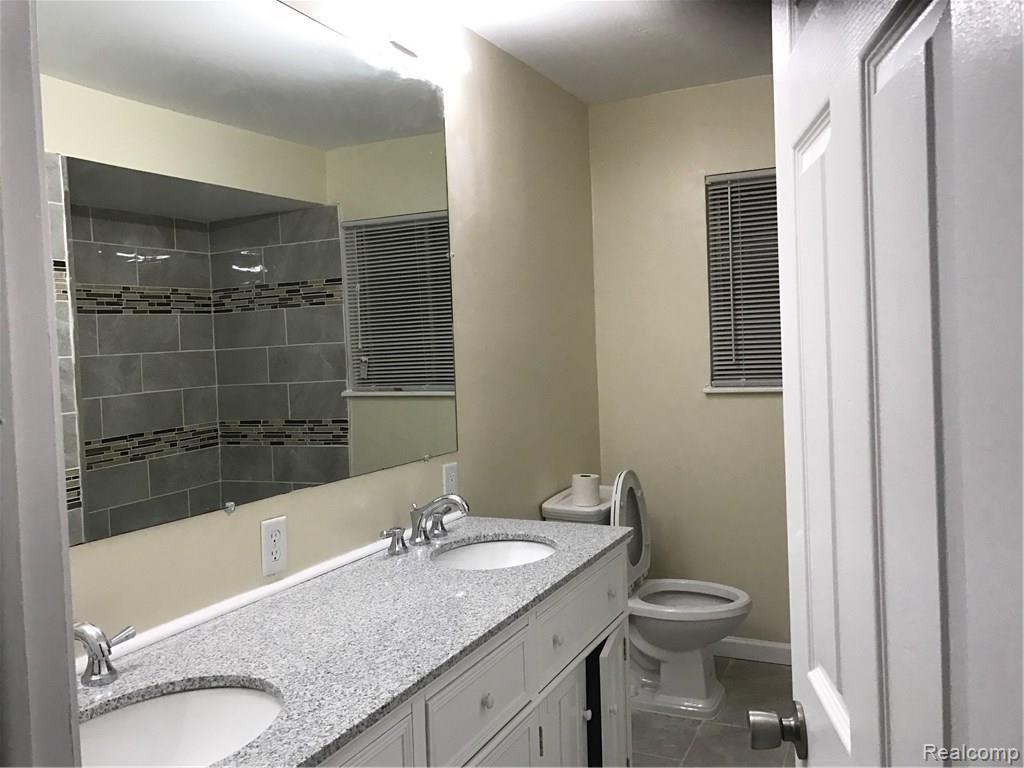 2198 Burdic Street Troy, MI 48085 - Photo 10 of 25 IMG_3041.JPG