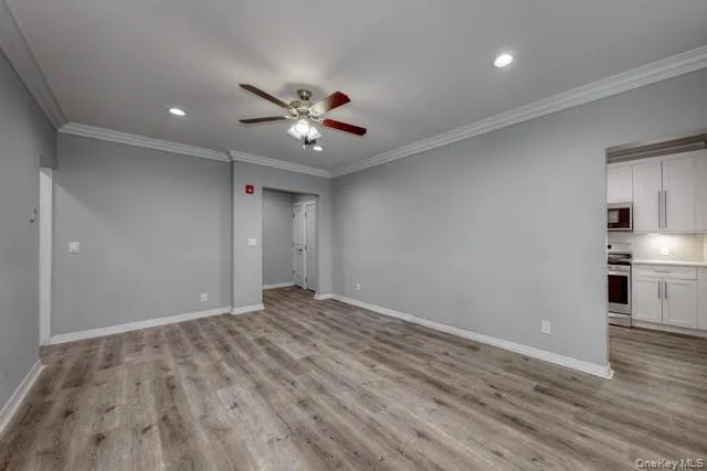 $2,795 | 724 Howell Avenue, Unit E, Riverhead, NY 11901